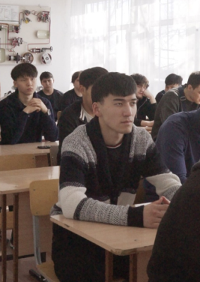 «ЭЭжЕҚ» кафедрасы мен  қабылдау комиссиясының жауапты хатшысы Жезқазған жоғары политехникалық колледжінде болып, студенттерімен кәсіби бағдар беру кездесуін өткізді. — 4